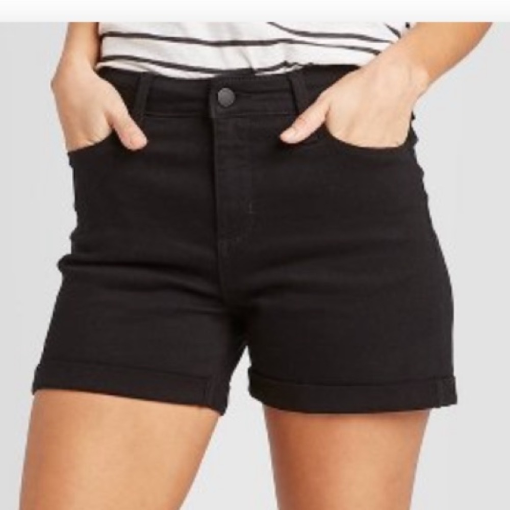 Women's High-Rise Midi Jean Shorts -
Universal Thread™. NWT
